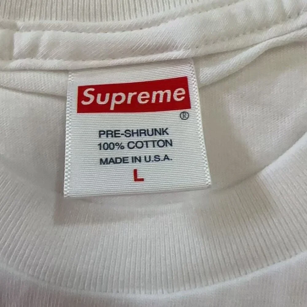 Supreme Men's White and Red T-shirt - Picture 6 of 6